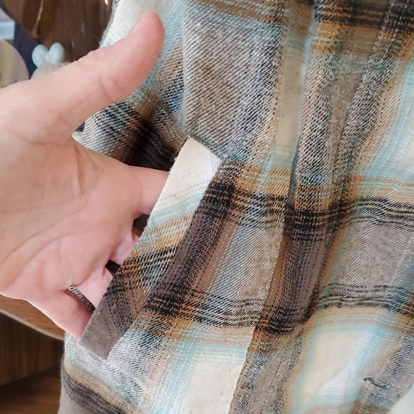 Pol Plaid Sleeveless Jacket - Picture 3 of 6